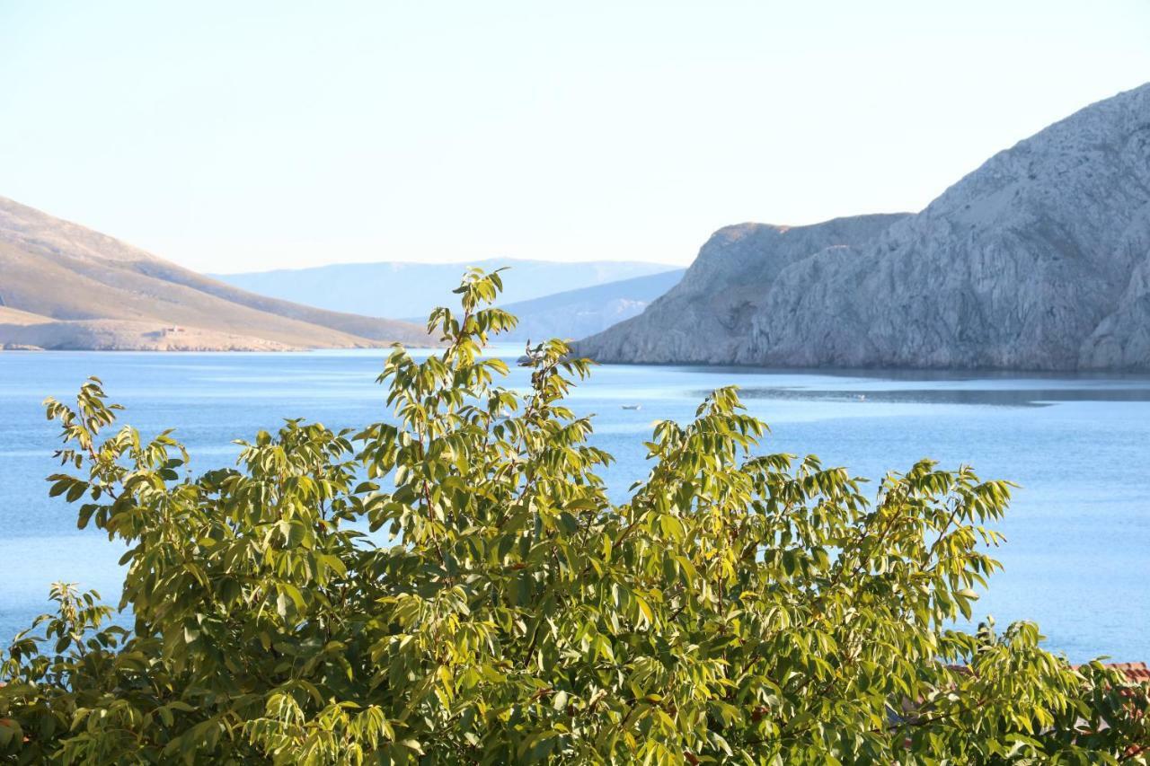 Studio Neven With Sea View Baska  Bagian luar foto
